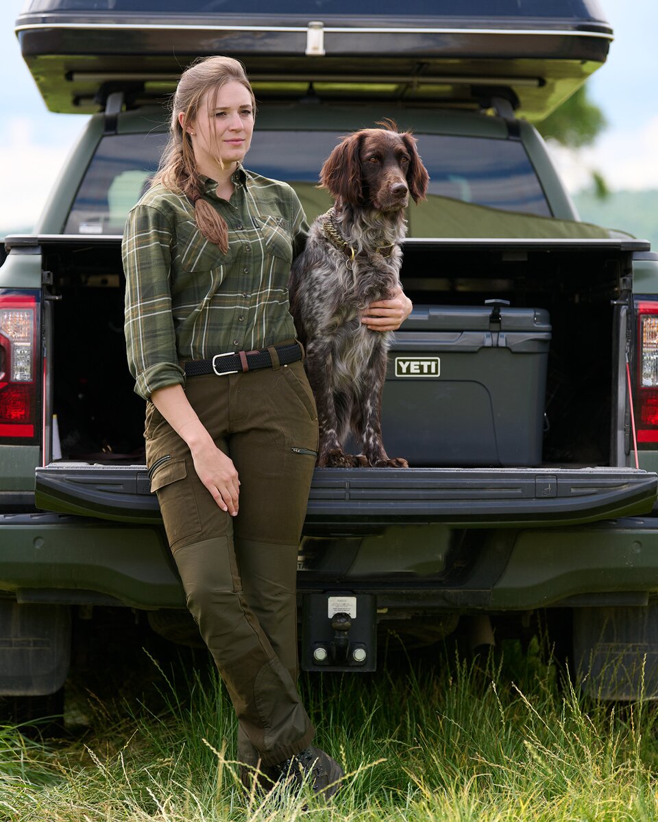 Chevalier Willow 2 blouse (Willow Green Checked)