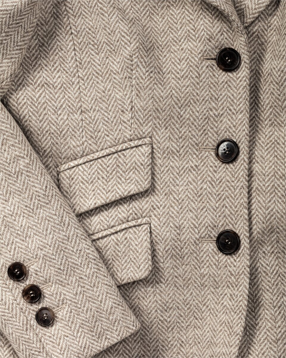 Highmoor Herringbone tweed blazer (Light beige)