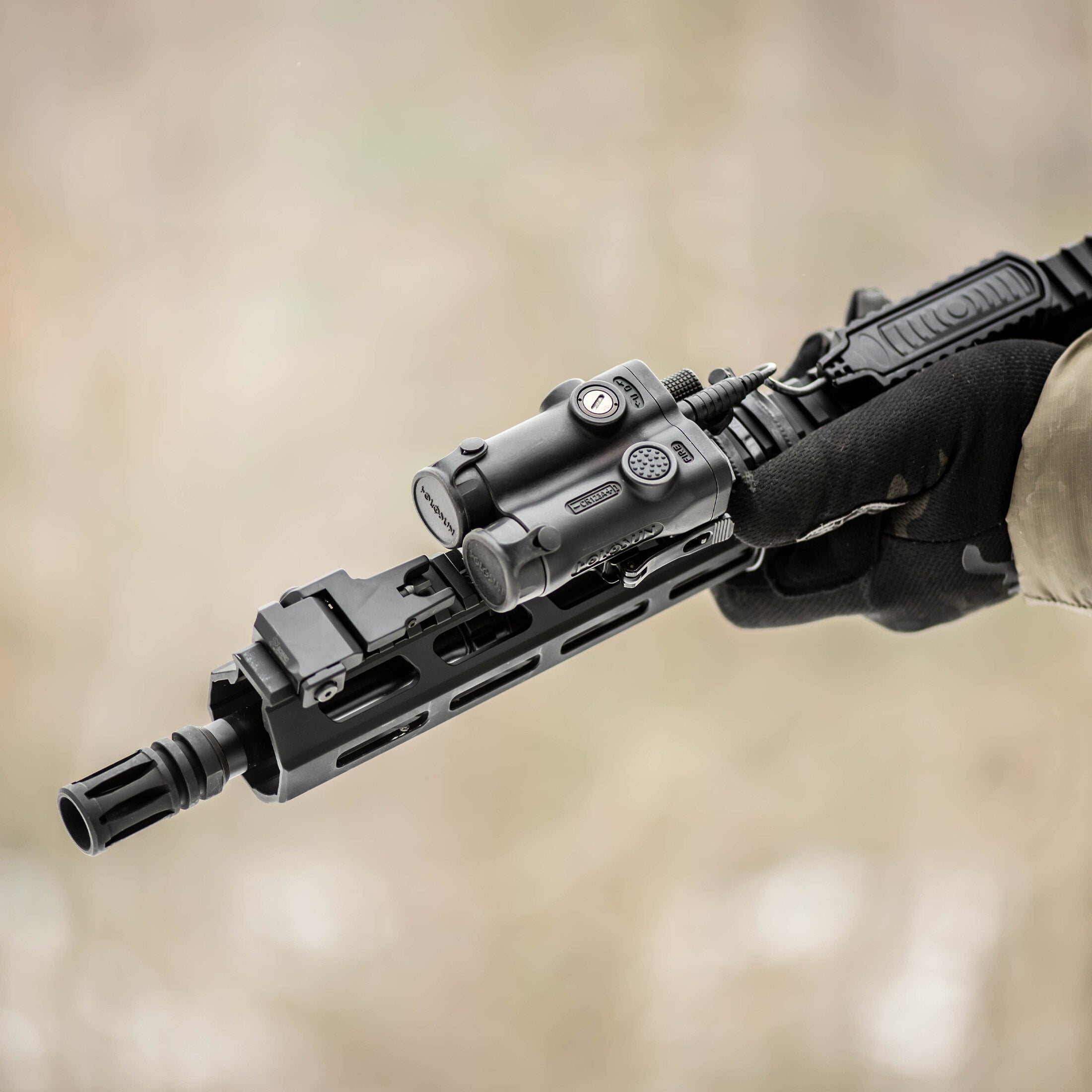 LE321-GR — Co-axial Lasers/Titanium