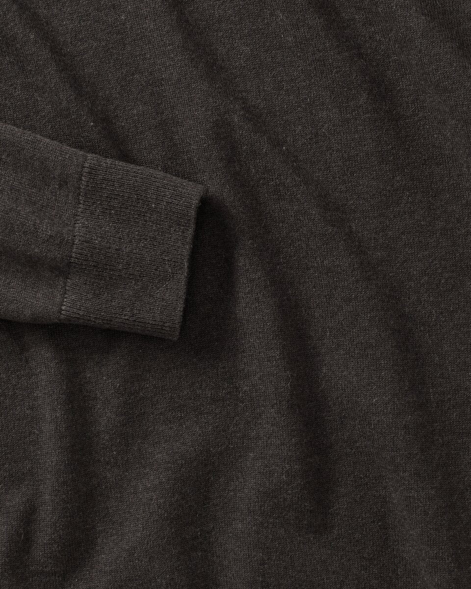 Highmoor Turtleneck sweater (Dark brown)