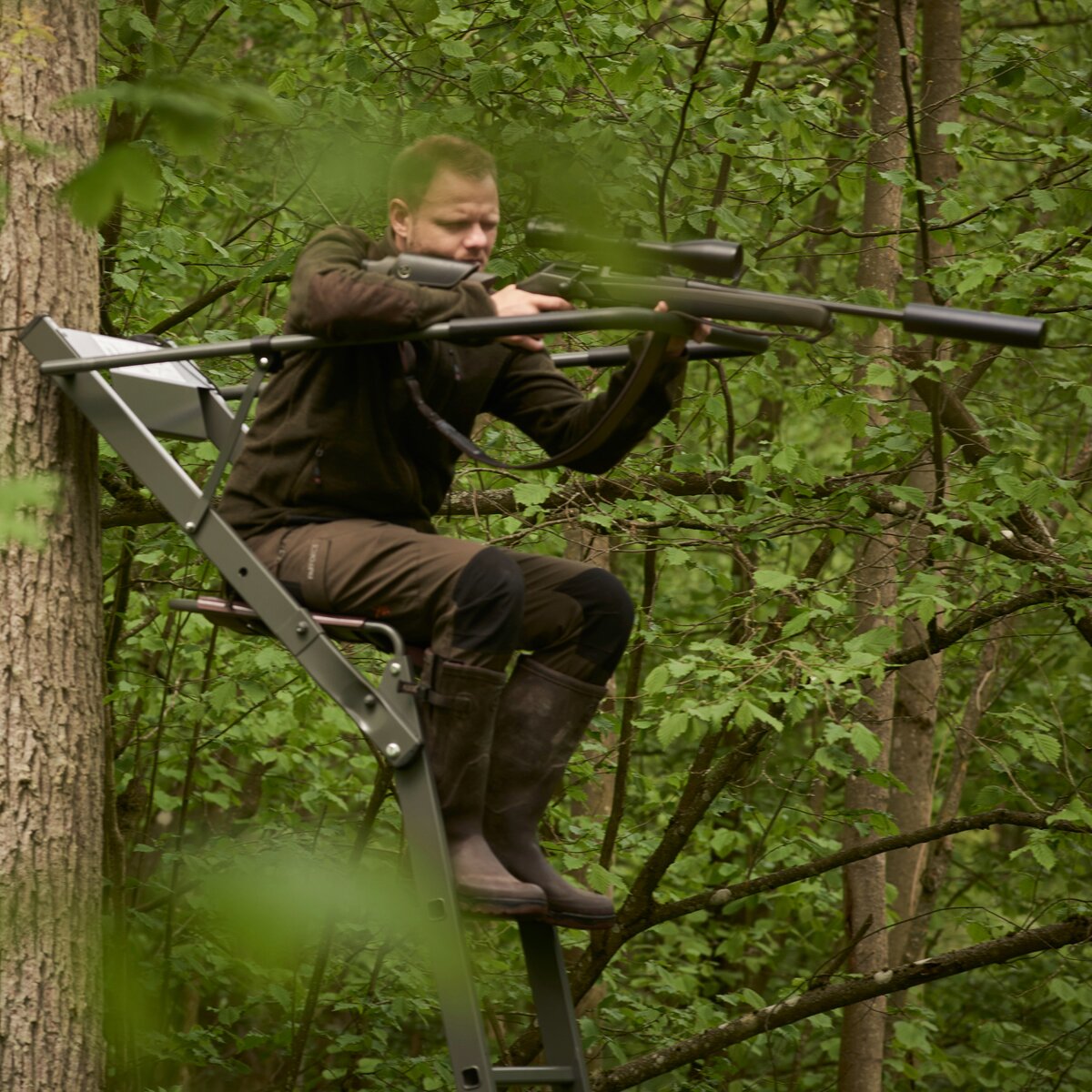 qteck Super light tree seat