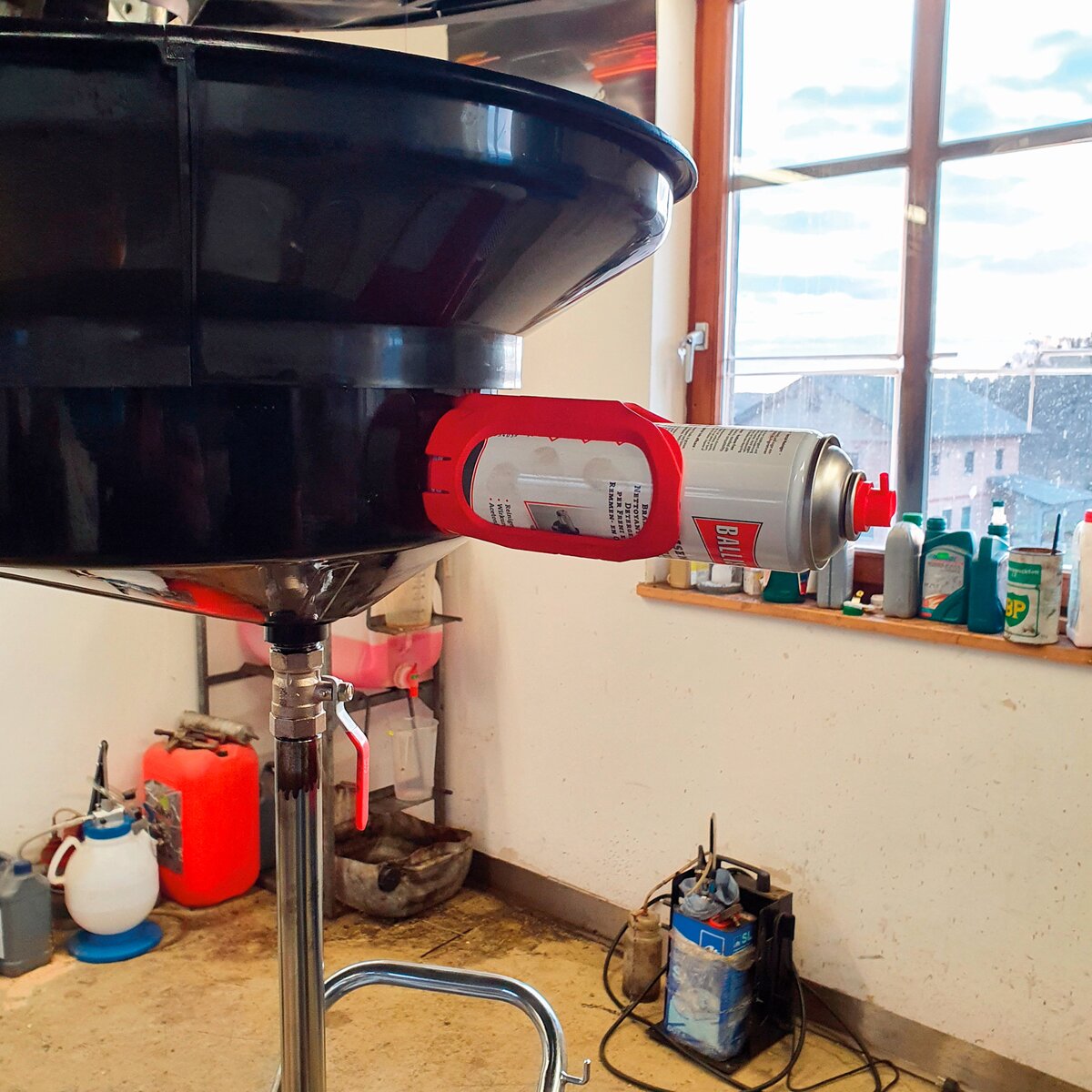 BALLISTOL Magnetic spray can holder