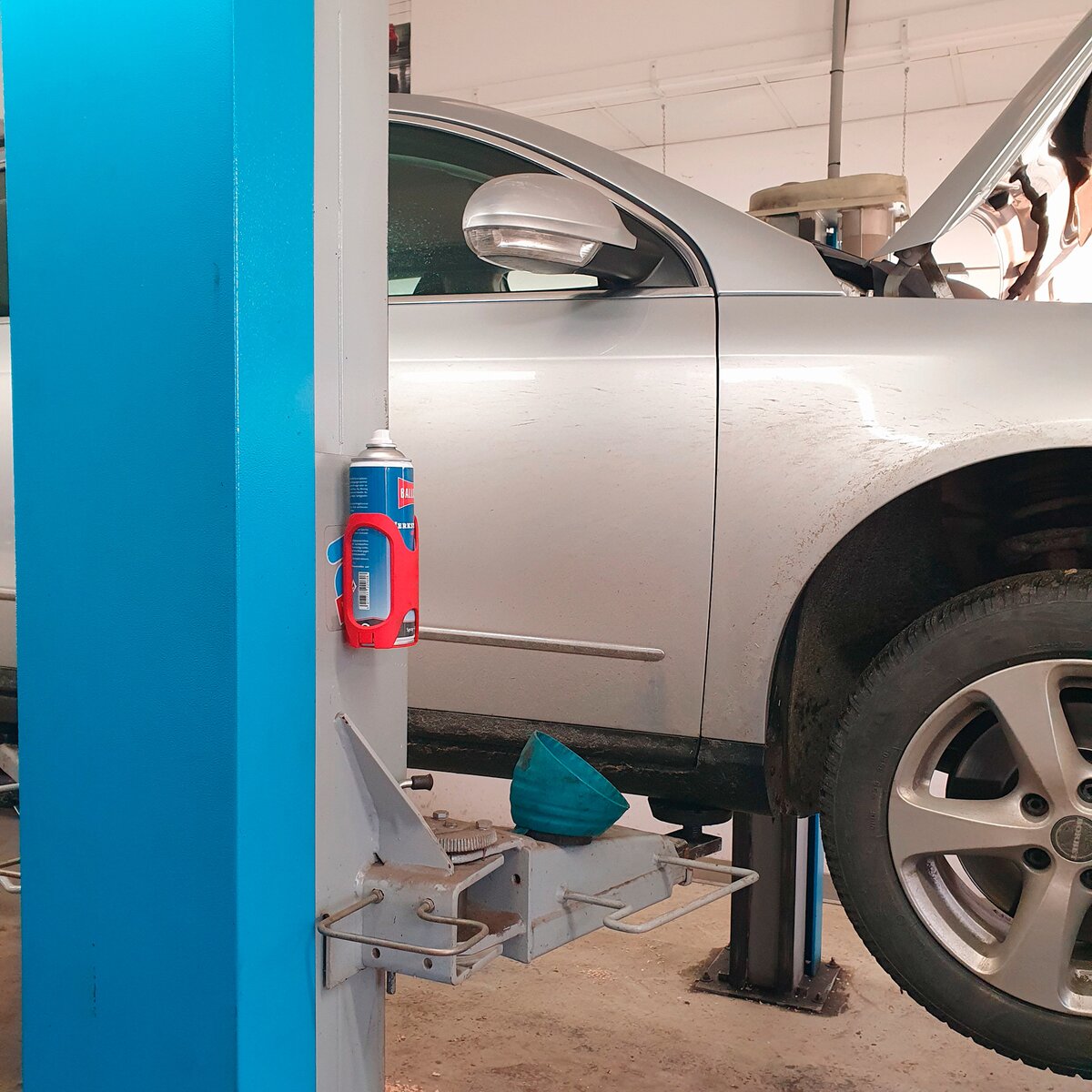 BALLISTOL Magnetic spray can holder