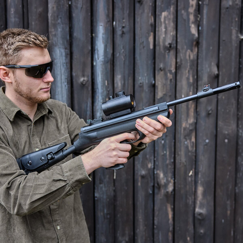 Mercury air Air pistol 25 Super Charger Tactical (25 air pistol with shoulder stock in set.)