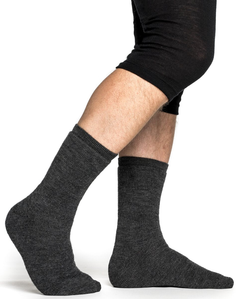 Woolpower Classic 400 socks (Black)
