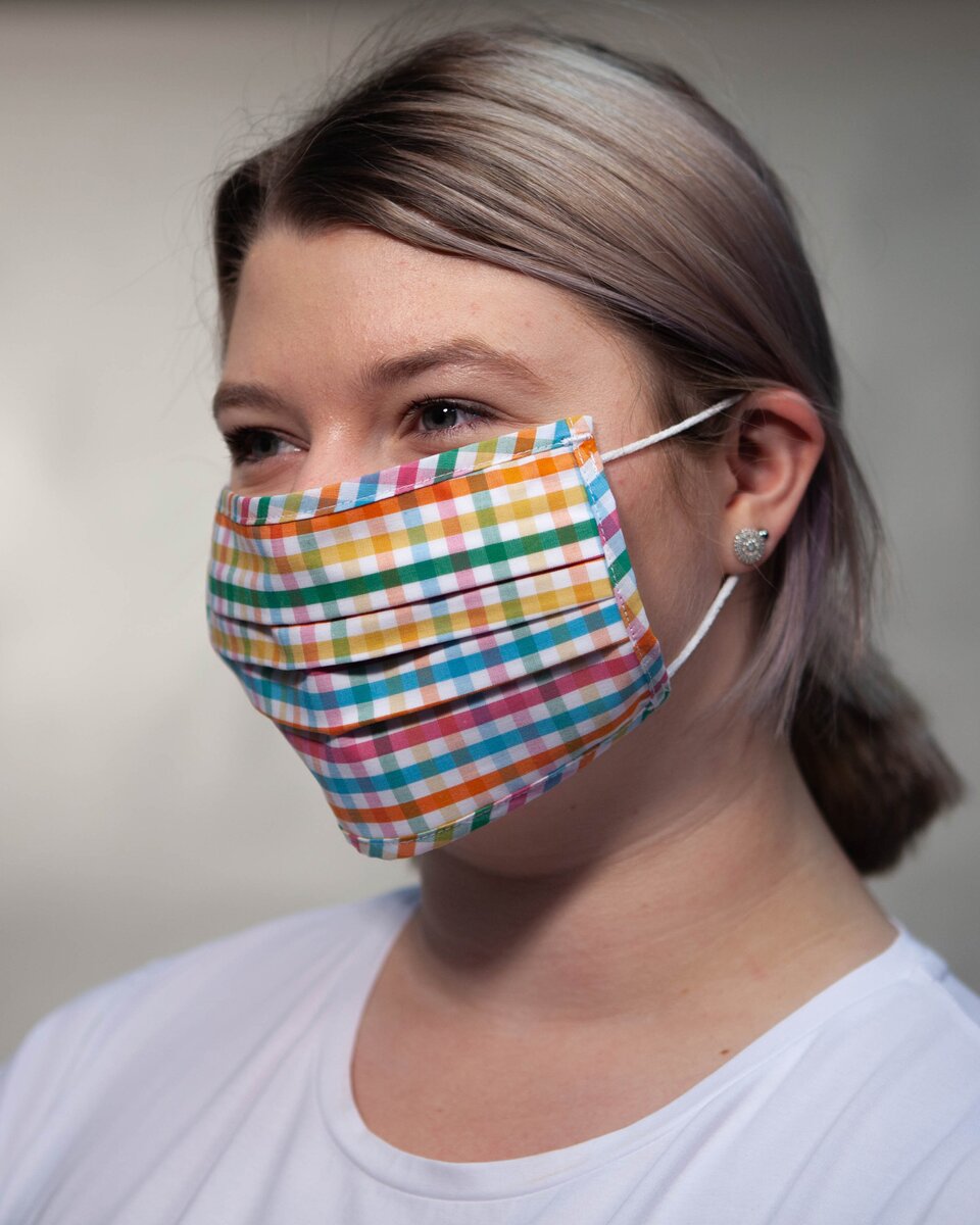 Luis Steindl Pack of 6 mouth and nose masks with checks (6x colorful)