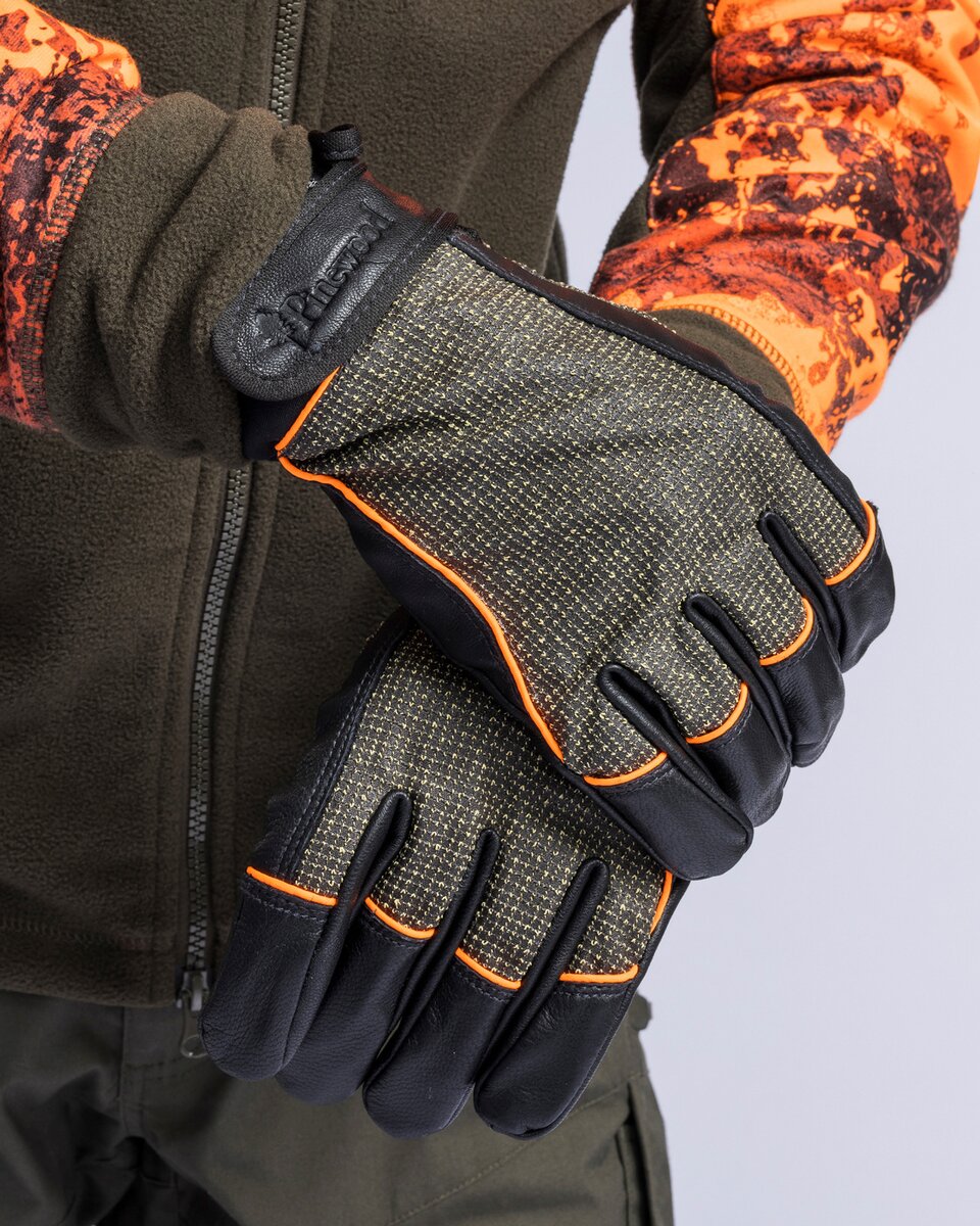 Pinewood Furudal Thorn gloves (Moss Green/Black)