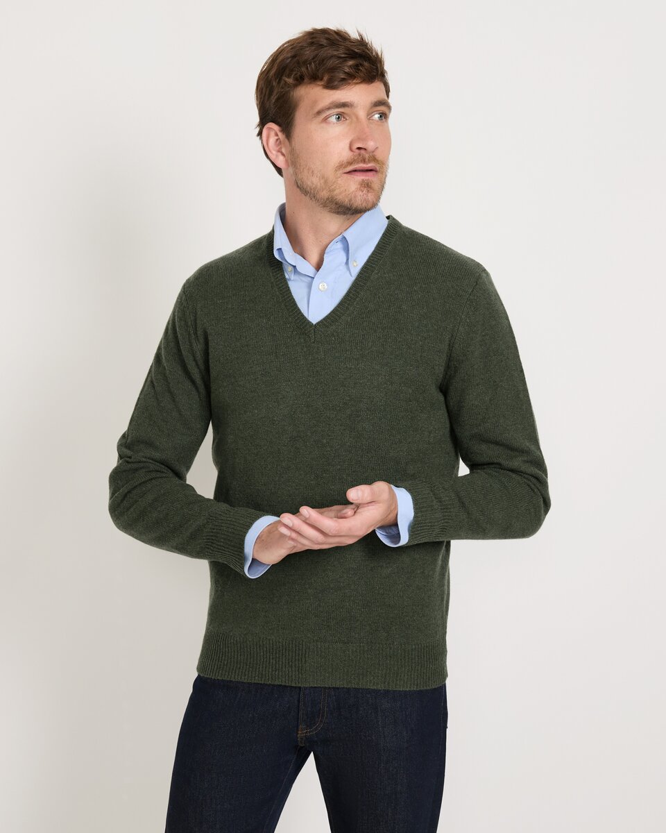 Highmoor V sweater (Olive)