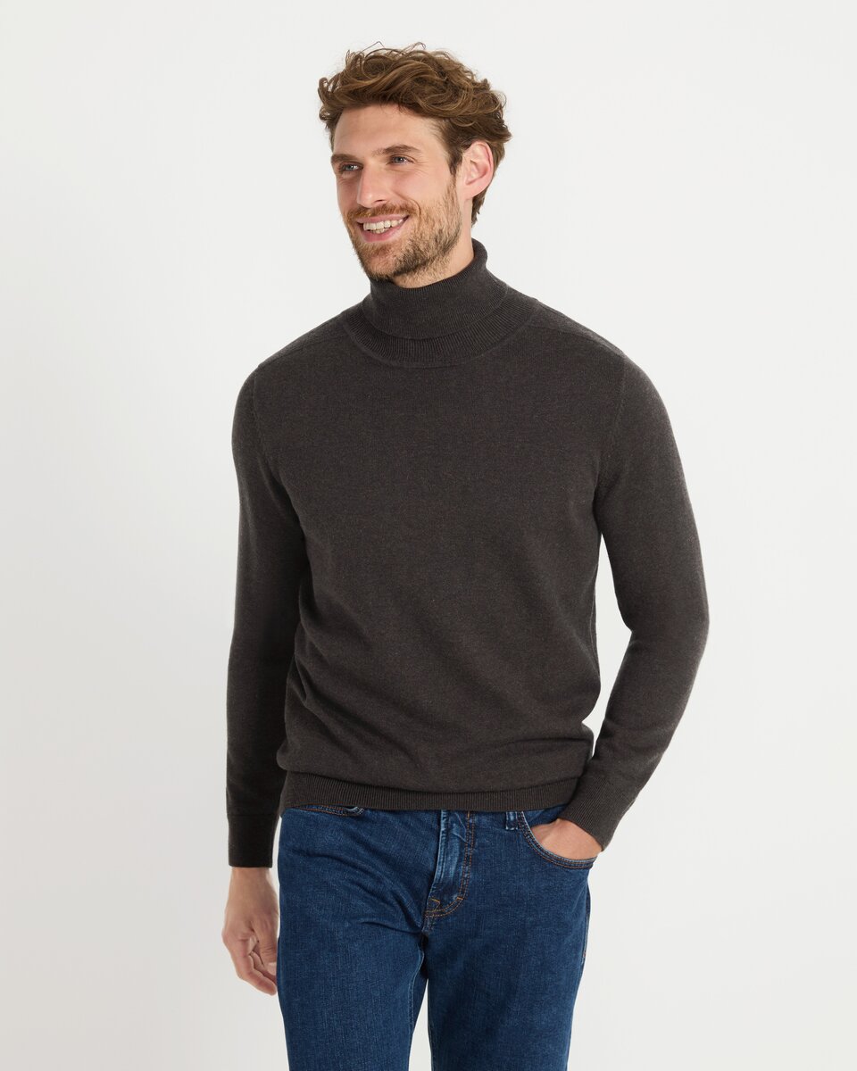 Highmoor Turtleneck sweater (Dark brown)