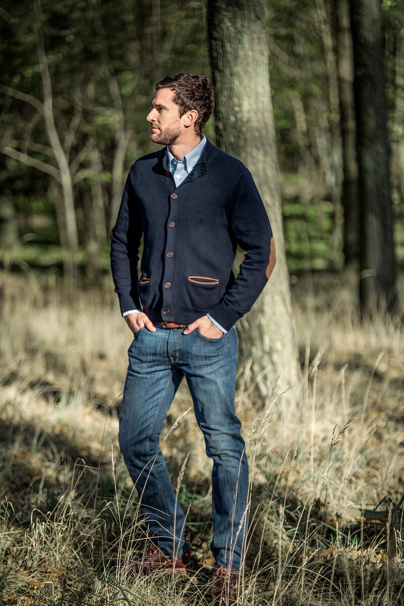 Highmoor Cardigan with leather details (Marine)