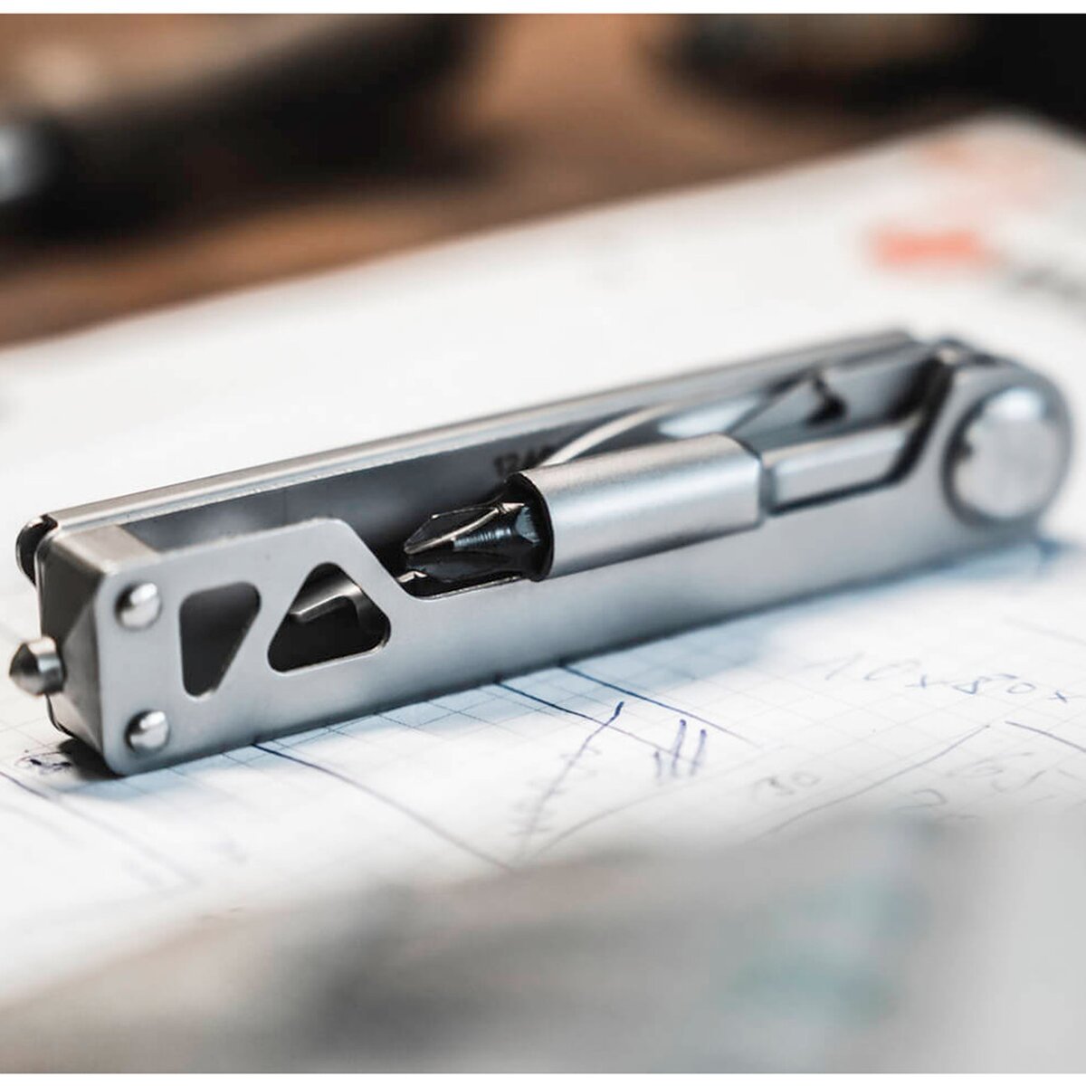 Böker Plus daudzfunkcionālais instruments Specialist Half Tool