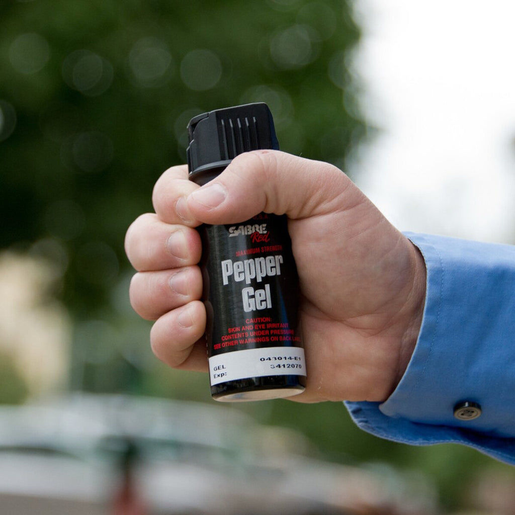 Sabre Red Defense Spray Tactical Gel with Holster 0,045 l
