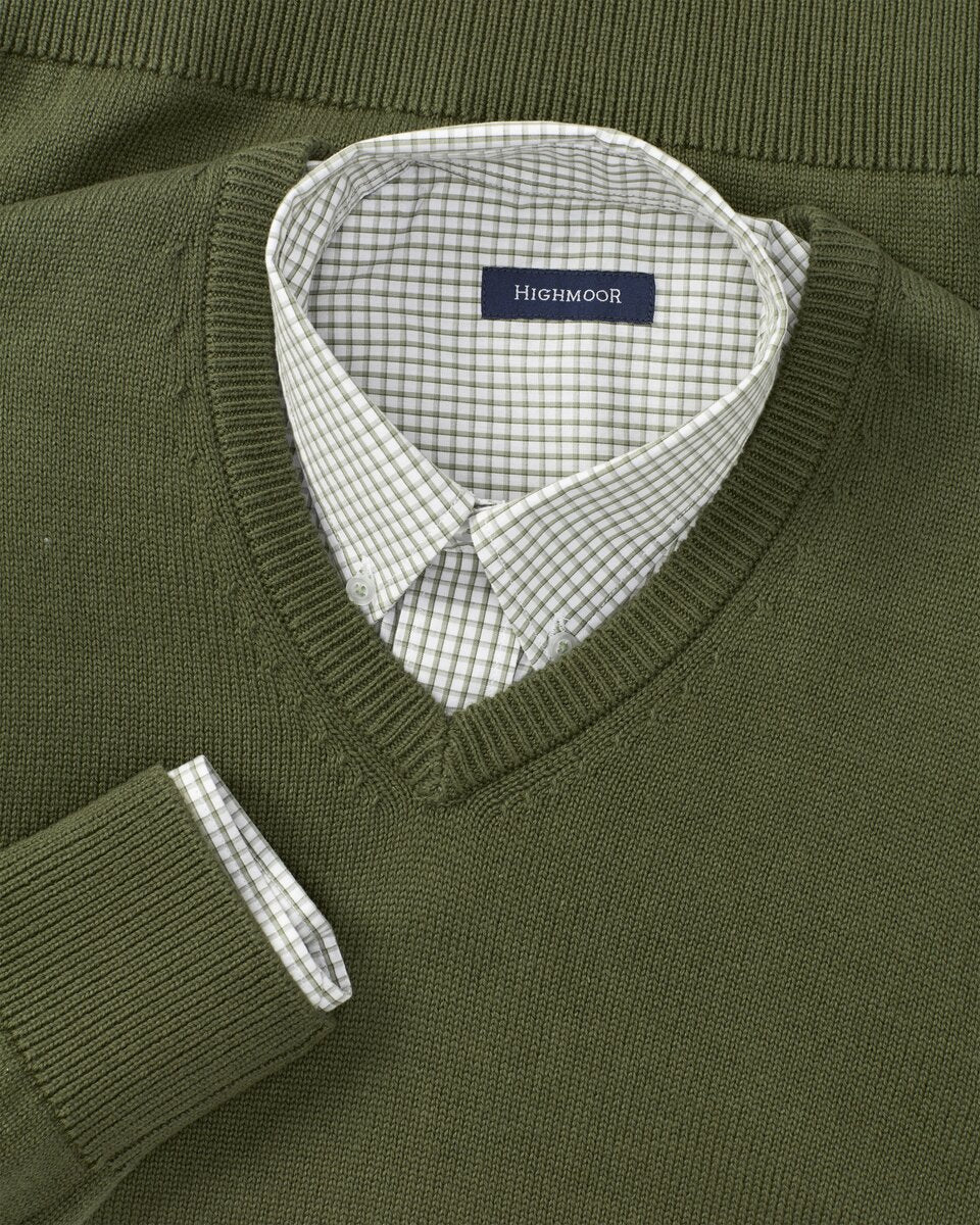 Highmoor Set: V-neck sweater & checked shirt (Green)