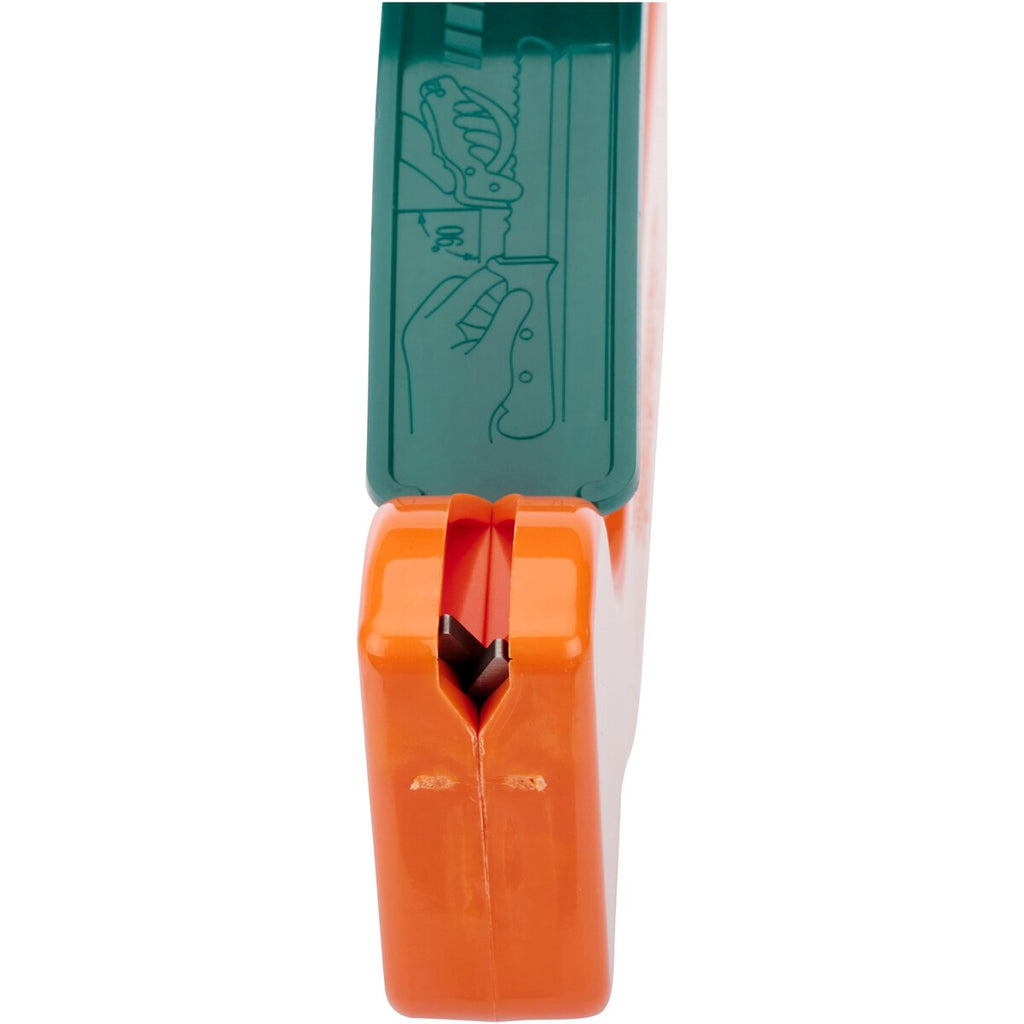 Accusharp Knife and tool sharpener (orange)