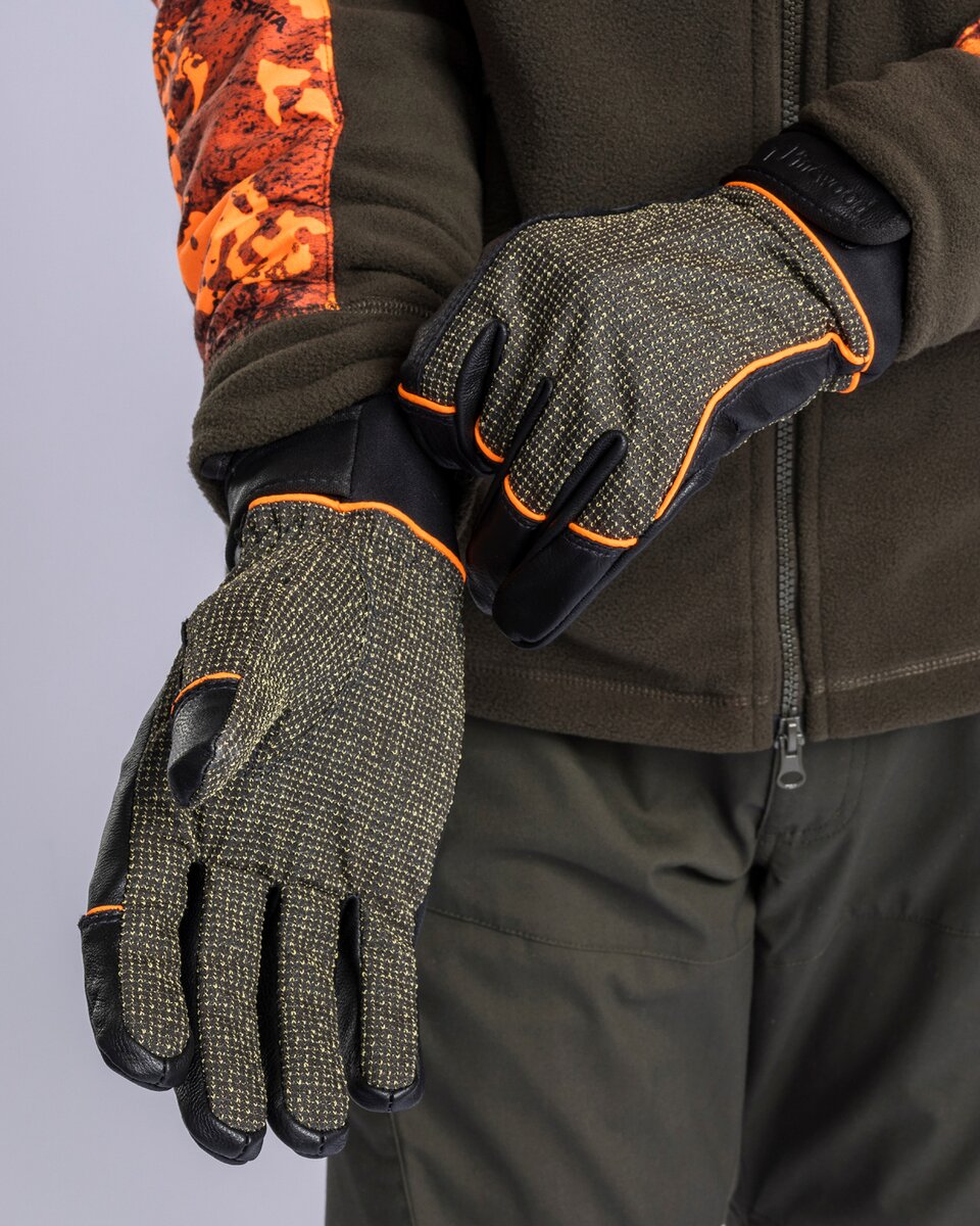 Pinewood Furudal Thorn gloves (Moss Green/Black)